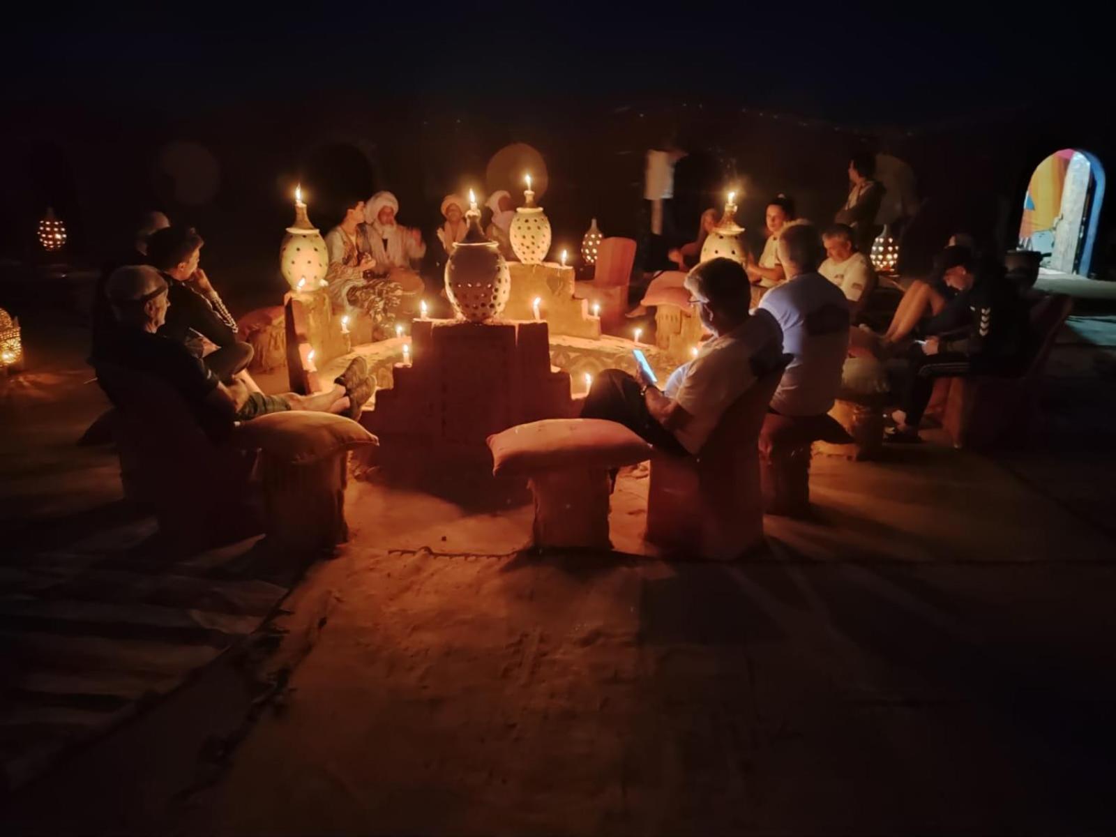 Desert Bivouac Mhamid 모하미드 외부 사진