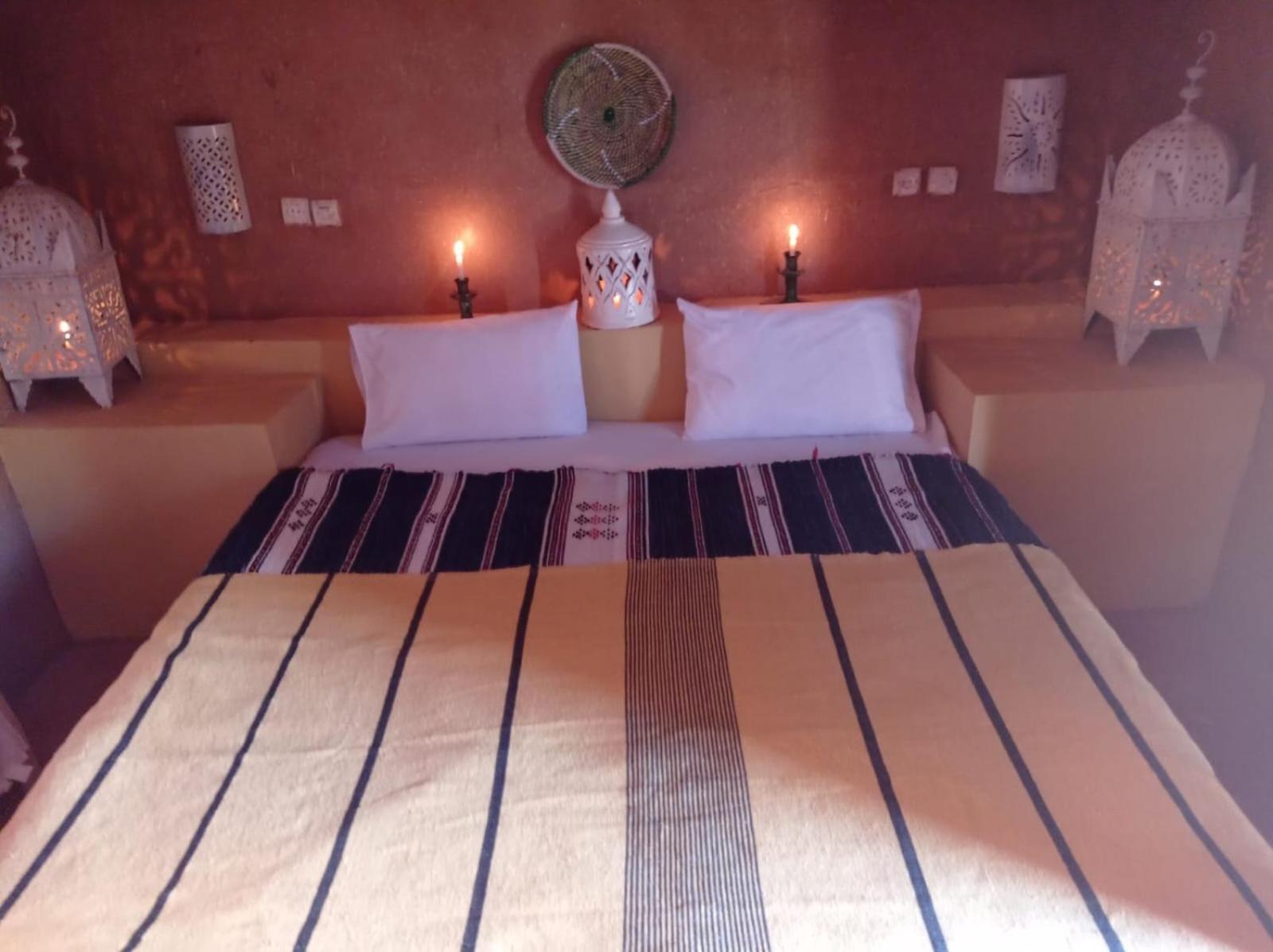 Desert Bivouac Mhamid 모하미드 외부 사진