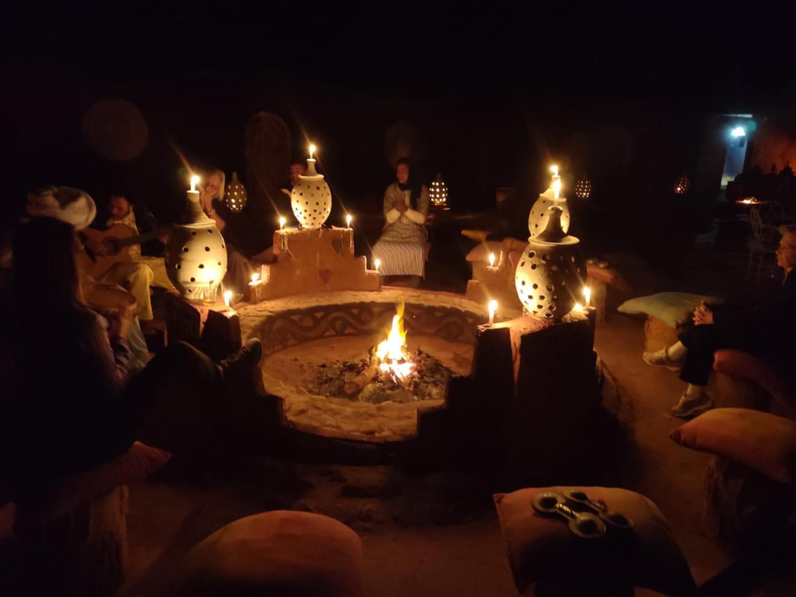 Desert Bivouac Mhamid 모하미드 외부 사진