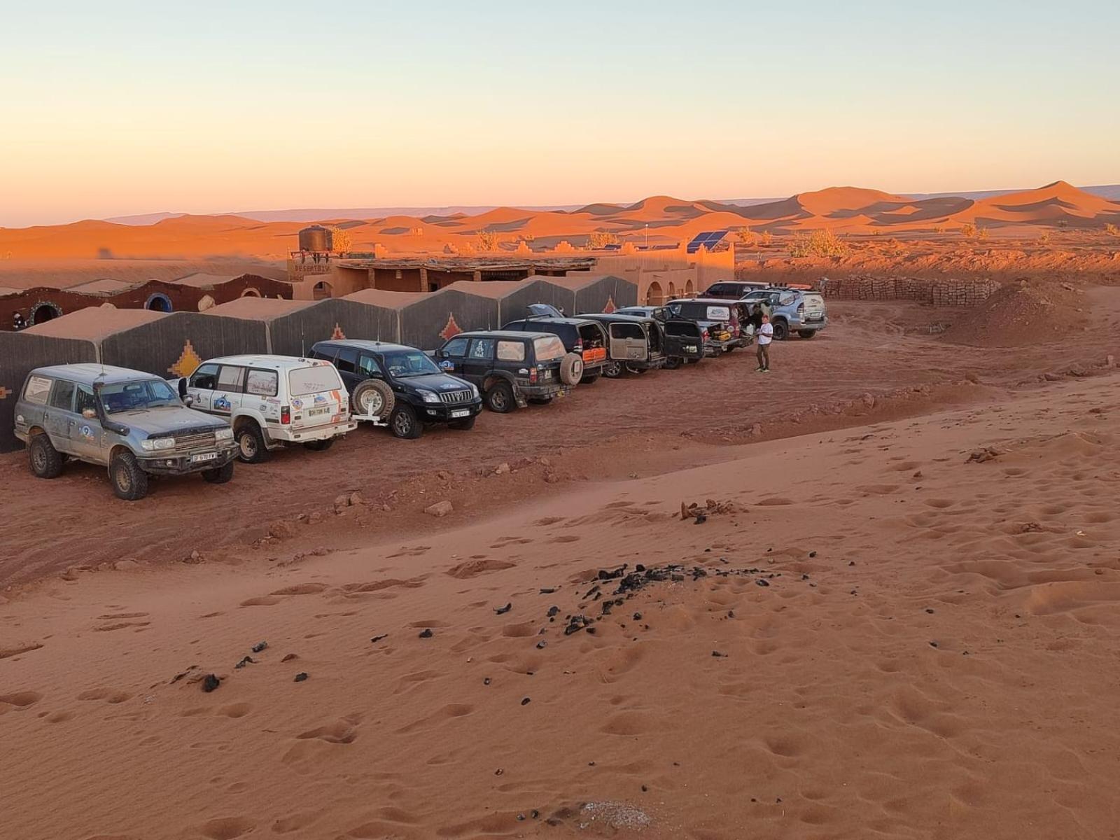 Desert Bivouac Mhamid 모하미드 외부 사진
